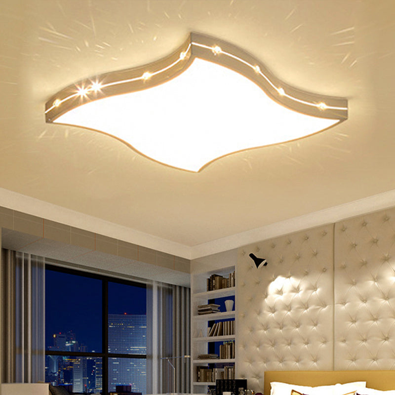 Modern Led Monochromatic Flush Mount Ceiling Light In White For Bedroom / 18’ Warm