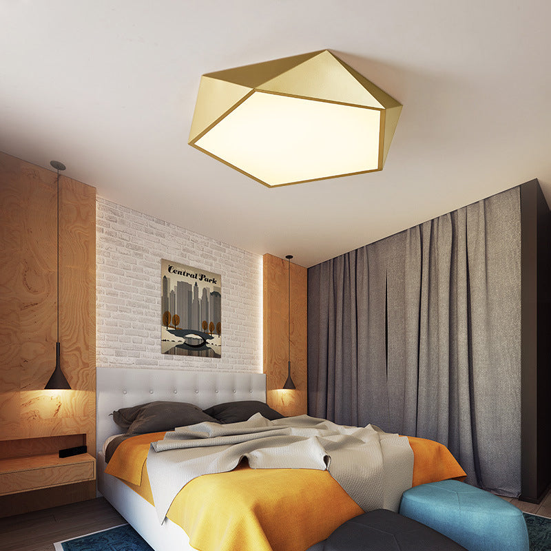 Modernist Gold Finish Led Pentagon Bedroom Flush Ceiling Light Fixture (16.5/20.5W)