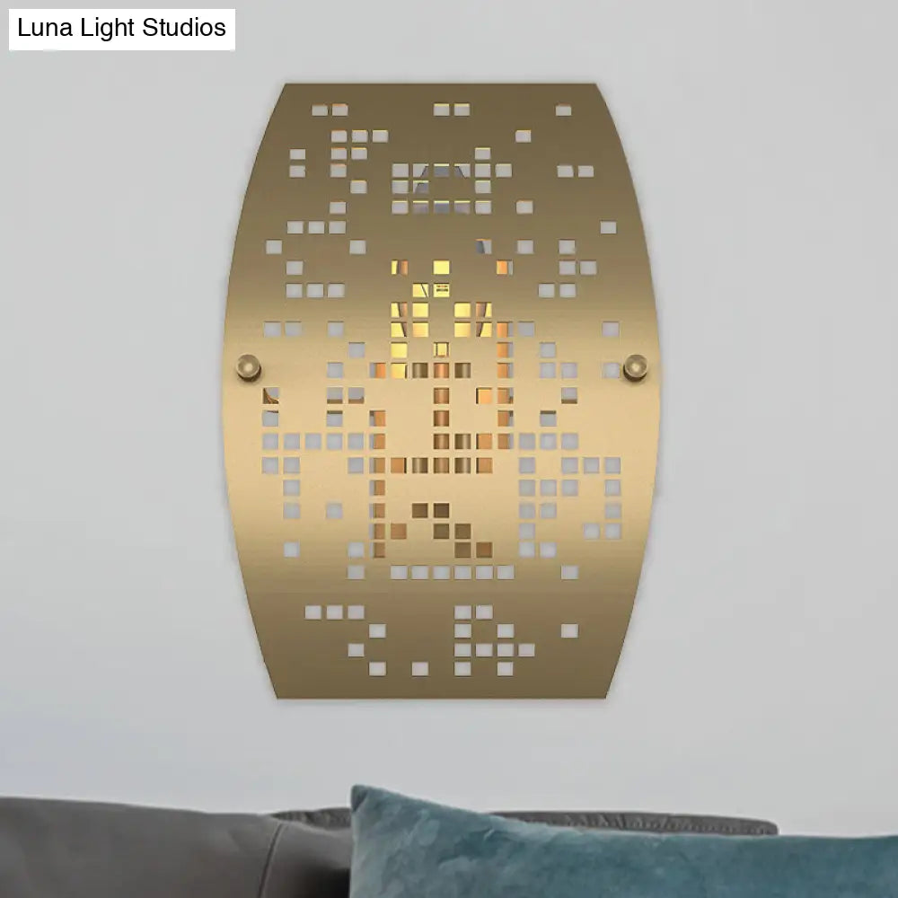 Colonialist Gold Metal Wall Sconce With Curved Panel And Cutout Design - Living Room Lighting