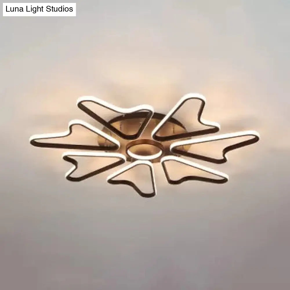 Horn-Shaped Led Ceiling Lamp For Modern Child Bedroom Made Of Acrylic