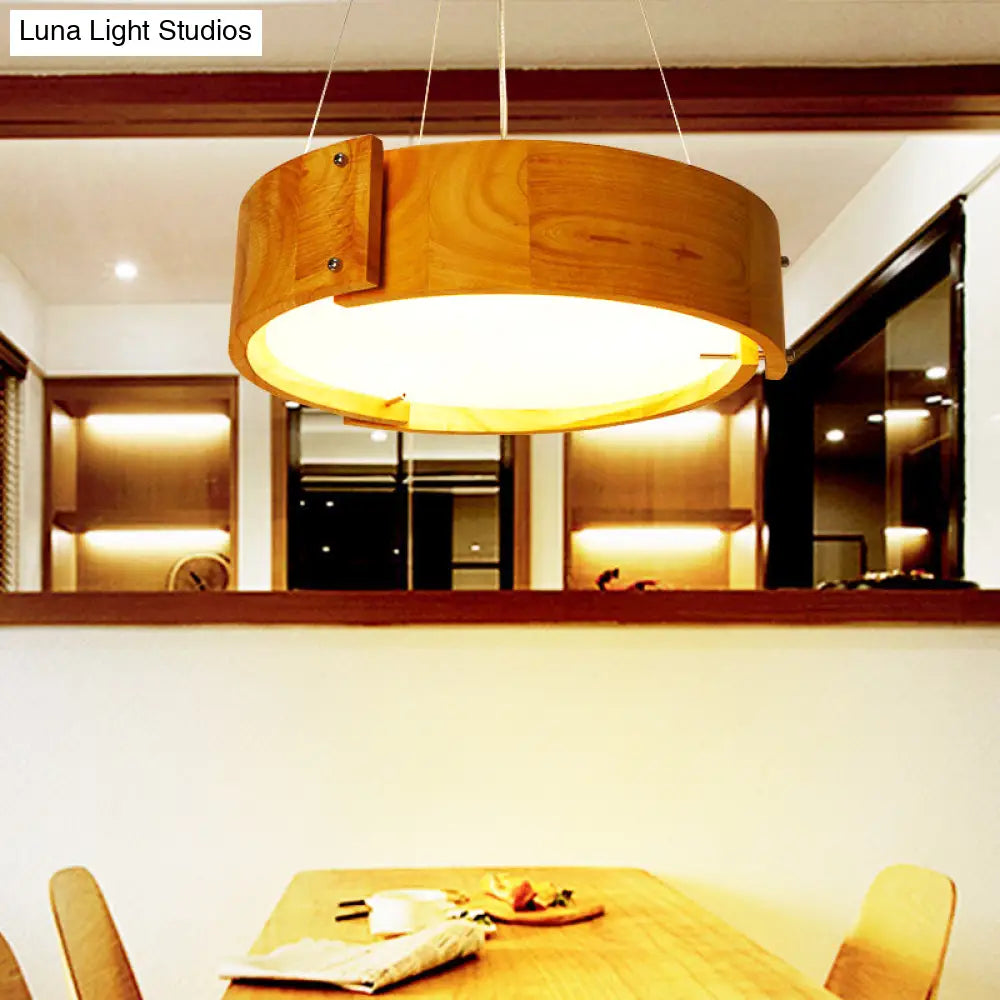 Led Modern Living Room Ceiling Light With Wood Shade - Beige Flush Mount Lamp In White/Warm