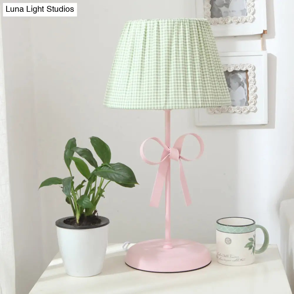 Macaron Loft Plaid Reading Light For Child Bedroom - Desk Lamp With Bow Accent