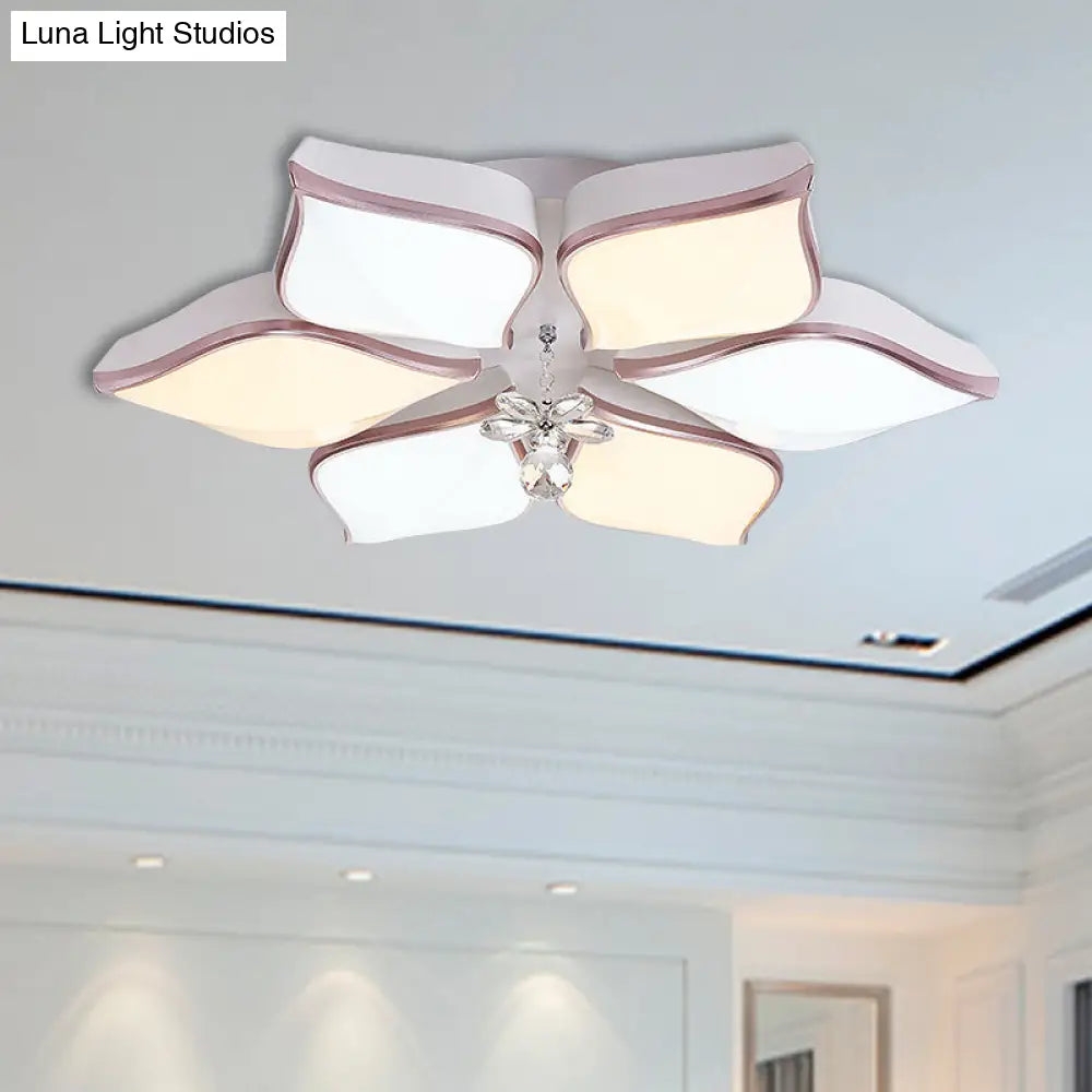 Modern 24.5’/25.5’ Flush Mount Led Light With Clear Crystal Accent In Warm/White Petal Design