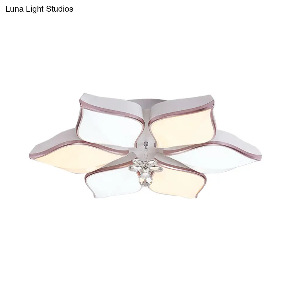 Modern 24.5’/25.5’ Flush Mount Led Light With Clear Crystal Accent In Warm/White Petal Design