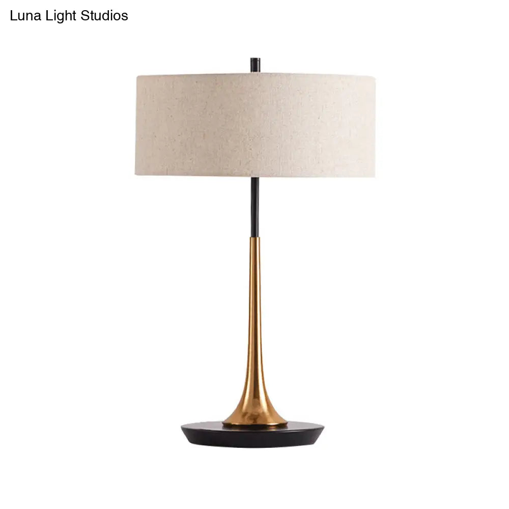 Modern Flaxen Metal Table Lamp With Fabric Shade For Bedroom
