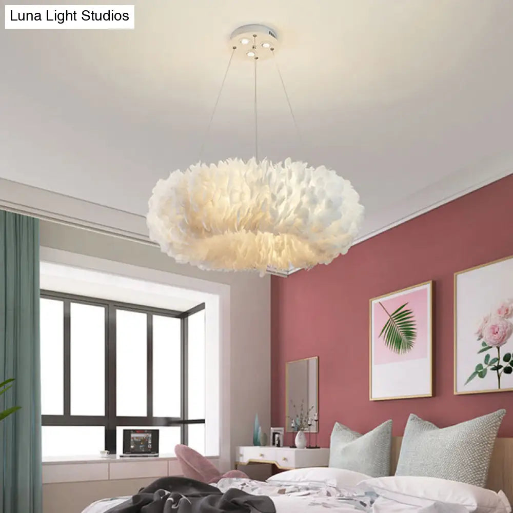 Modern White Feather Hanging Pendant Light For Bedroom