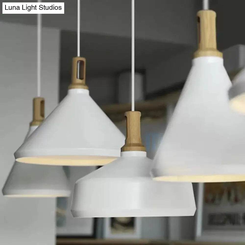 Nordic Hanging Pendant Light With Cone/Barn Metal Shade For Dining Room - 9.5’’/14’’ Wide