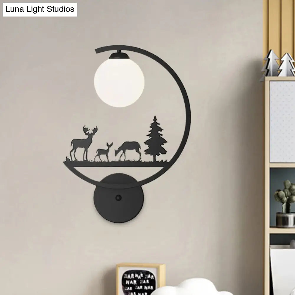 Nordic Single White/Black Finish Animals Metallic Wall Sconce Lighting With C-Arm