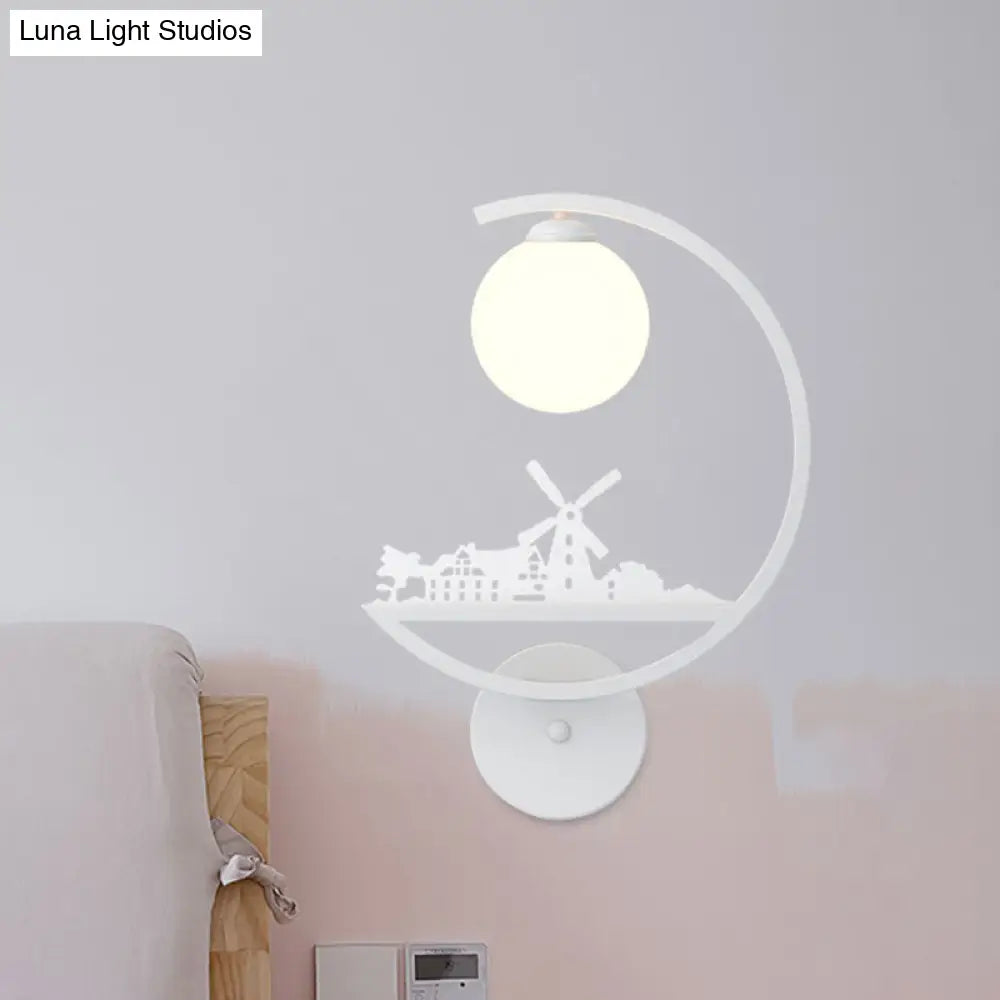 Nordic Single White/Black Finish Animals Metallic Wall Sconce Lighting With C-Arm