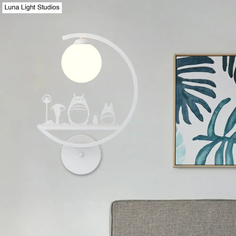 Nordic Single White/Black Finish Animals Metallic Wall Sconce Lighting With C-Arm