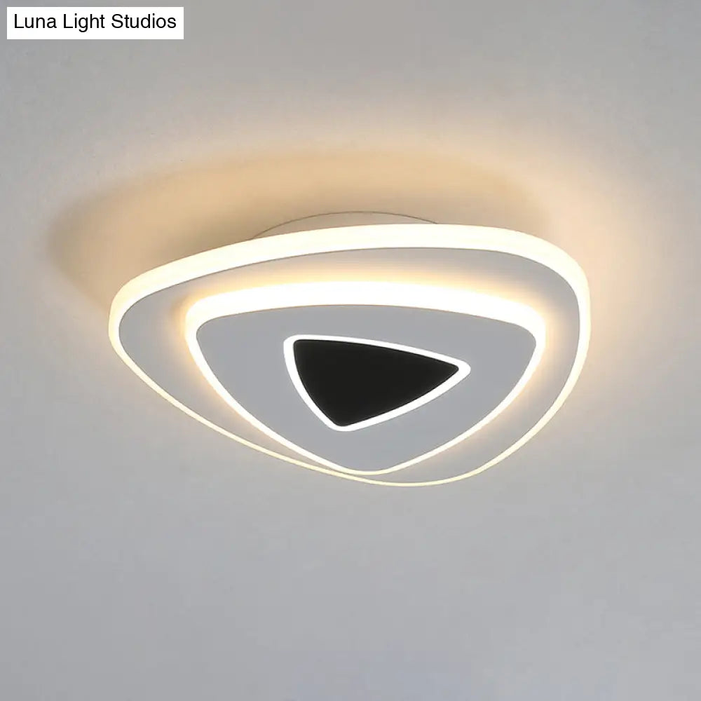 Nordic Triangle Flush Mount Led Ceiling Light In Black/White With Warm/White Lighting