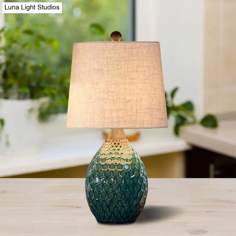 Rustic Silver Grey/Beige Barrel Table Lamp With Ceramic Pedestal