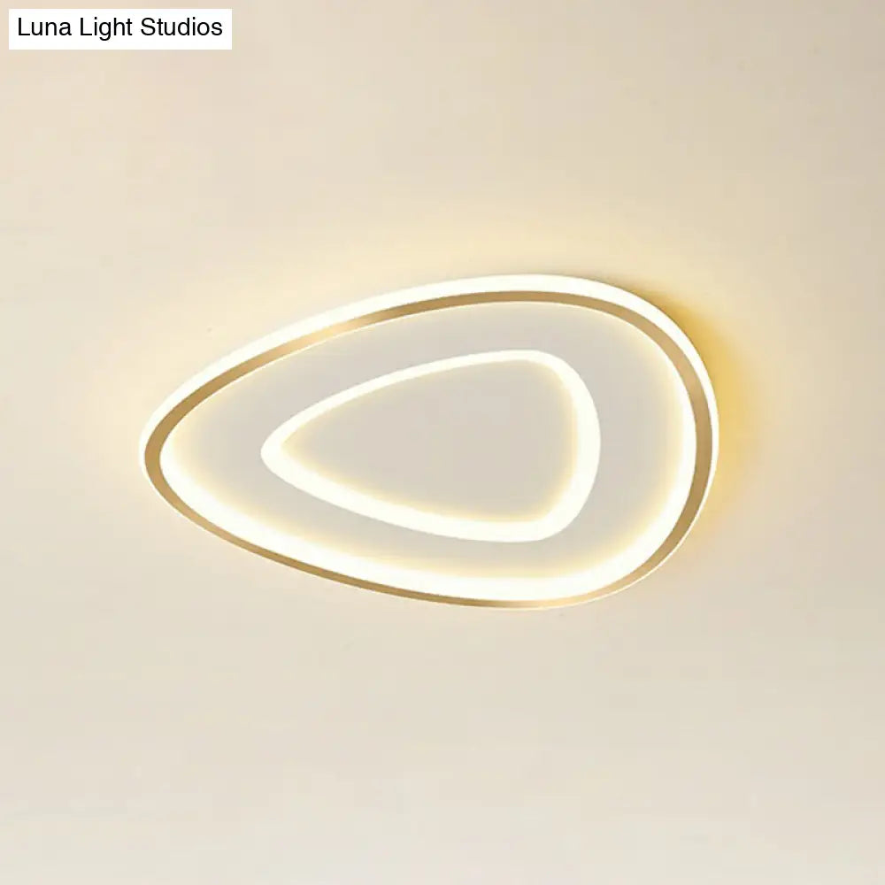 Sleek Gold Teardrop Led Ceiling Light Flush Mount - Simplicity & Style