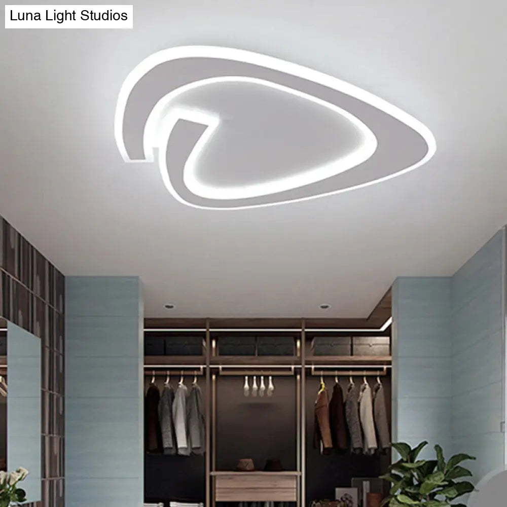 19.5’/23.5’ Triangle Acrylic Ceiling Lamp - Minimalist Led Flush Lighting In Warm/White Light Grey