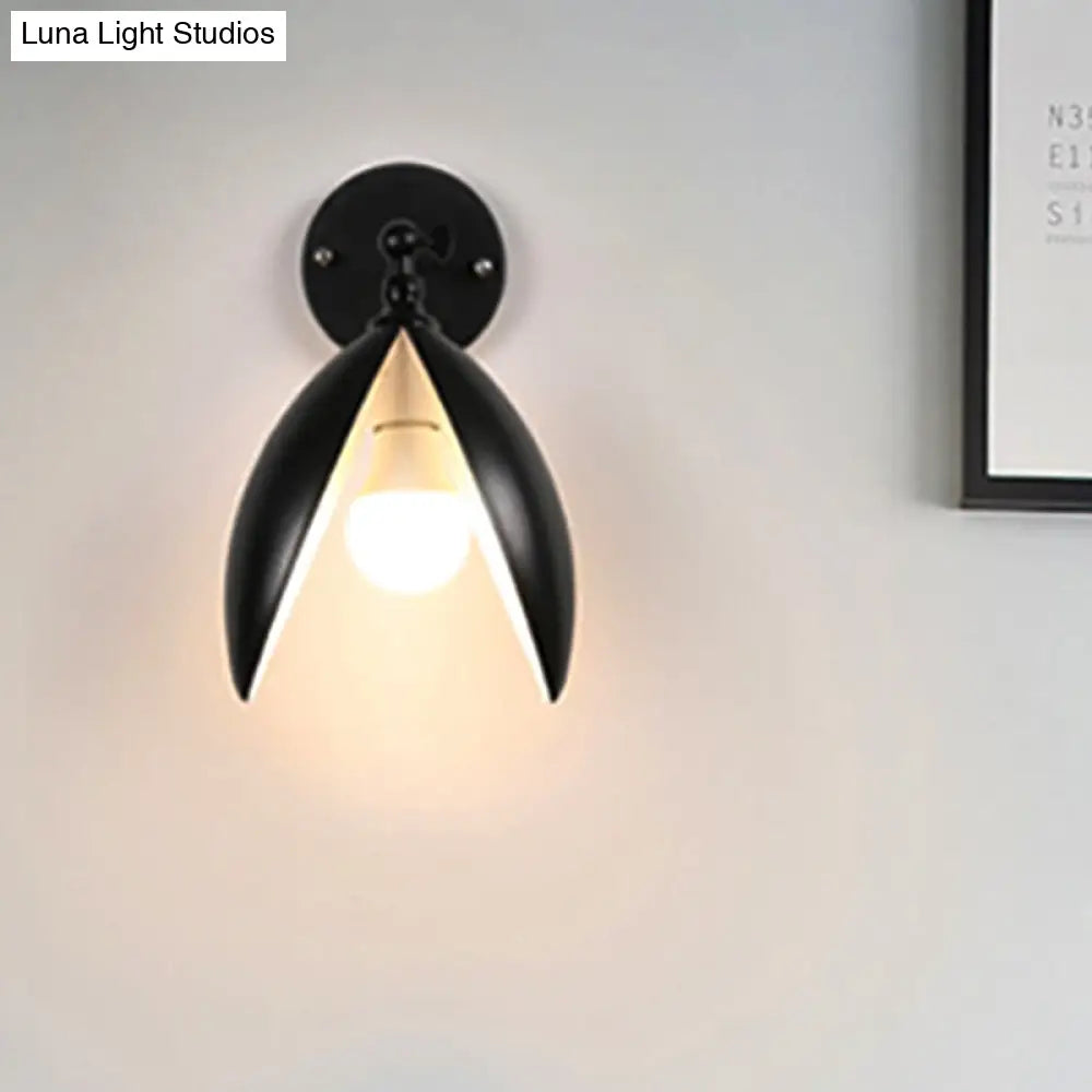 Blooming Bud Wall Light - Modern Metal 1-Light Mounted For Living Room (Black/White)