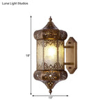 Brass Wall Lantern: Traditional Metal Sconce For Restaurant Lighting