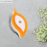 Cartoon Plug-In Led Night Lamp For Kids Room - Plastic Leaf Mini Wall Lighting In Green/Pink/White