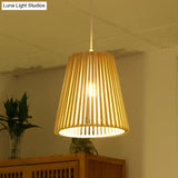 Chinese Pendant Lamp: Wood Ceiling Light With Bamboo Shade