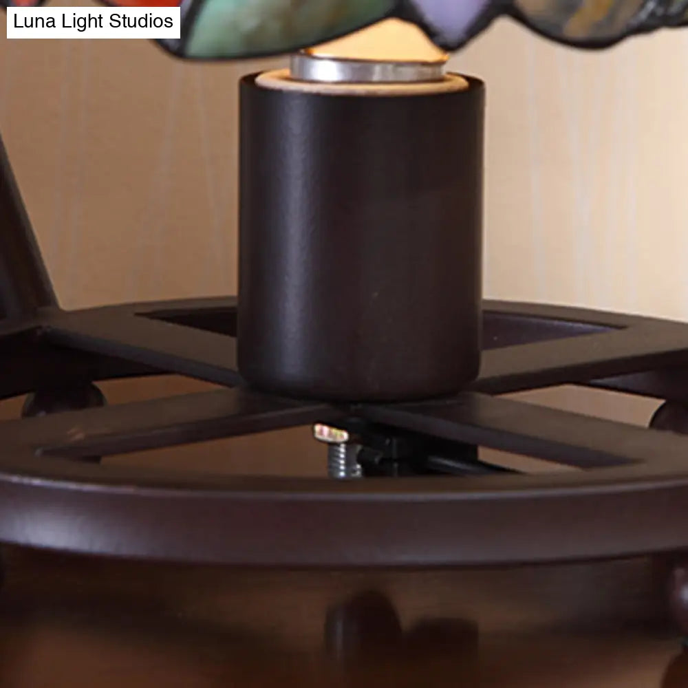Classic Stained Glass Nightstand Lamp With Green Floral And Bird Pattern - Elegant Table Lighting