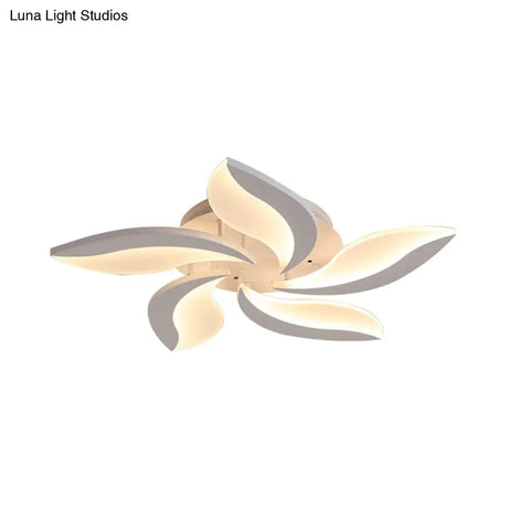 Contemporary Acrylic Flower Flush Mount Light: Led Ceiling Lighting Fixture With 3/5/9 Lights In