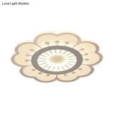 Contemporary Acrylic Led Flush Mount Ceiling Fixture - Flower Design 16.5’/20.5’ Wide White