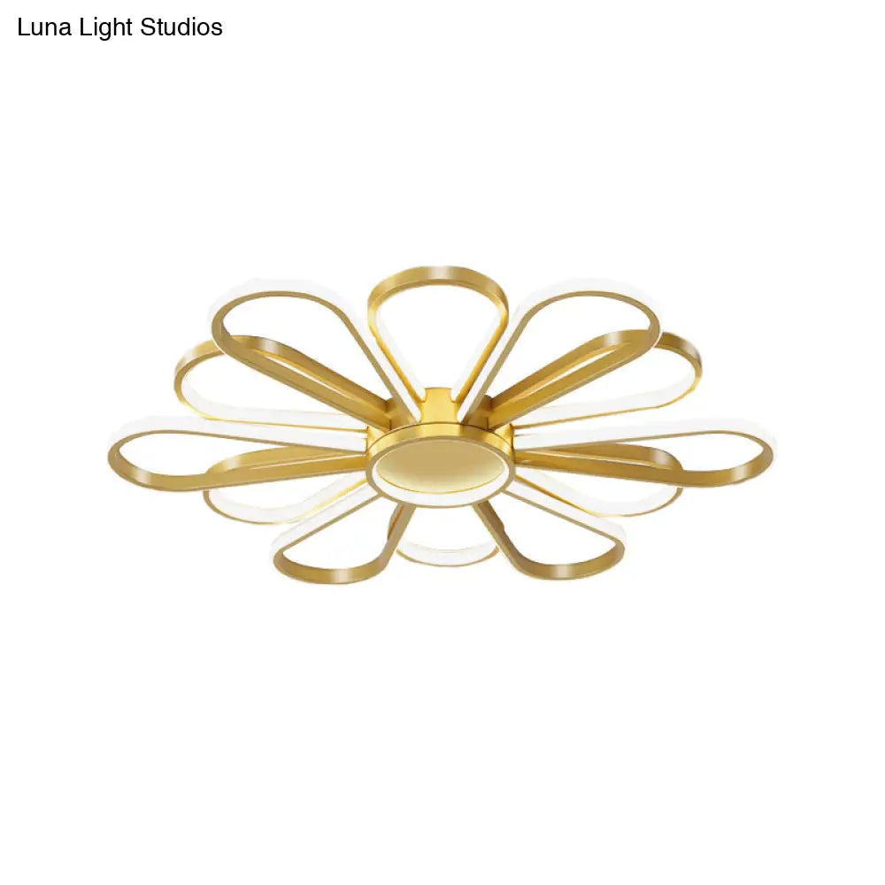 Contemporary Black/Gold Led Ceiling Mounted Iron Floral Flush Mount Light For Living Room