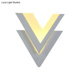 Contemporary Double-V Sconce Led Wall Mount Light Fixture In Warm/White - Metallic Stairway Lighting