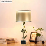 Contemporary Gold Desk Lamp - Metal Silk Ribbon Design With Pull Chain
