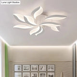 Contemporary Led Leaf Shaped Flushmount Lighting With Acrylic Diffuser - 3/12/15 Lights White