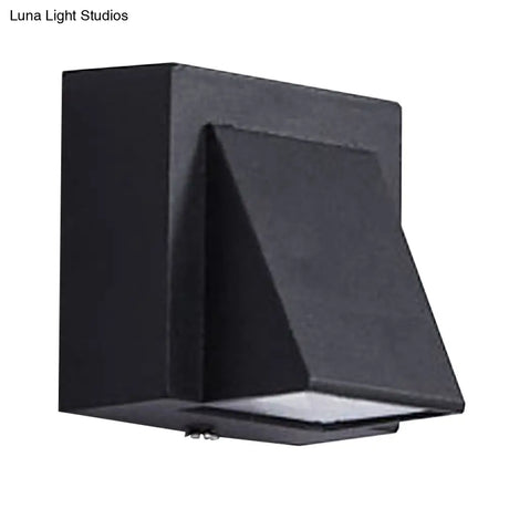 Contemporary Led Outdoor Wall Mount Sconce Light With Metal Shade - Black