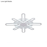 Contemporary Metallic Blossom Flush Mount Led Light In Warm/White - 29.5’/34’/30.5’ Wide
