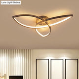 Contemporary Metallic Petal Flush Lamp - 23’/29’ W Led Close To Ceiling Light In Black/White
