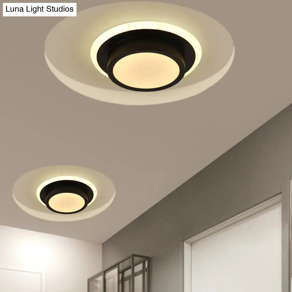 Contemporary Mini Round/Square Flush Mount Ceiling Light In Black/White With Metal Finish - Led