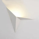 Contemporary Polygon Wall Sconce In Black/White Metal With Led Warm/White Lighting For Living Room
