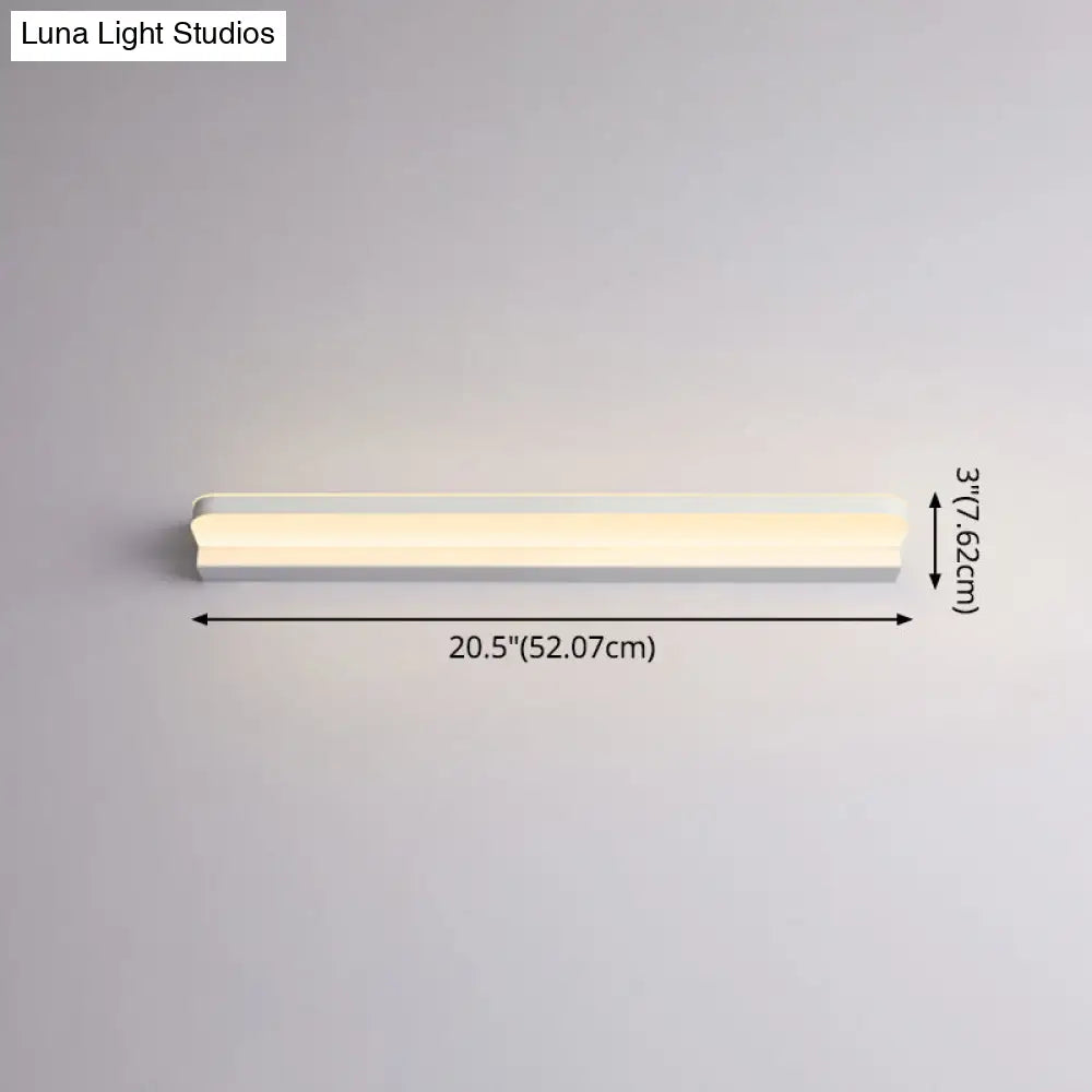 Contemporary Vanity Wall Lamp For Makeup - Bathroom Ambient Lighting