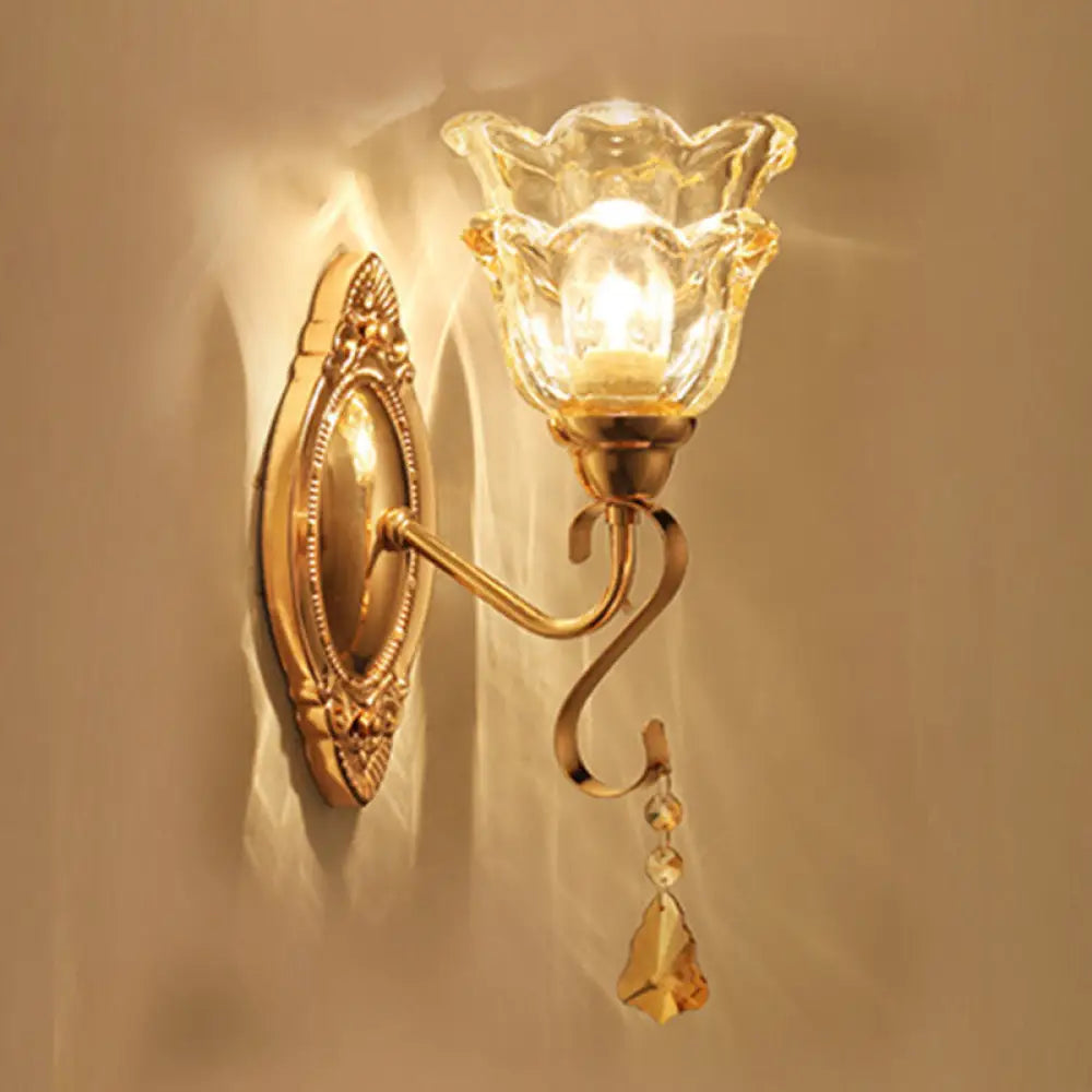 Contemporary Wall Mounted Lamp With Metallic Gold Finish And Geometrical Glass Shade 1 / A