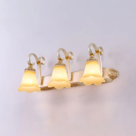 Country-Style Flower Vanity Sconce Light With Carved Glass Elegant Wall Lighting 3 / Yellow