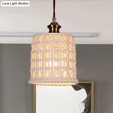Creative Ceramic Suspension Light - Cafe Restaurant Hanging Basket Design