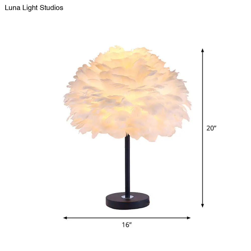 Feather Shade Table Lamp: Minimalist Flower Blossom Nightstand Light