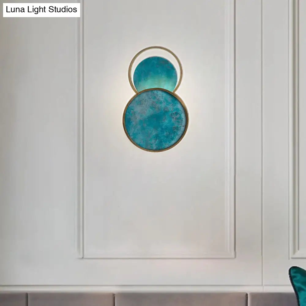 Gold Metal Wall Lamp With Postmodern Design And 1 Light For Living Rooms