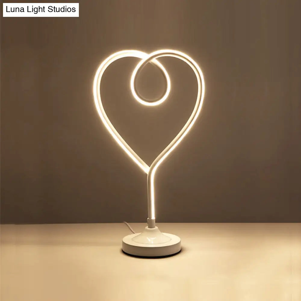 Gold/White Led Living Room Desk Light With Heart Acrylic Shade: Contemporary Task Lighting