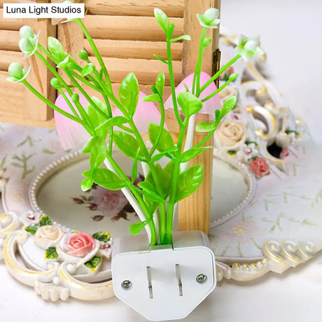 Green Plug-In Led Night Light With Multi-Colored Decorative Seaweed Design