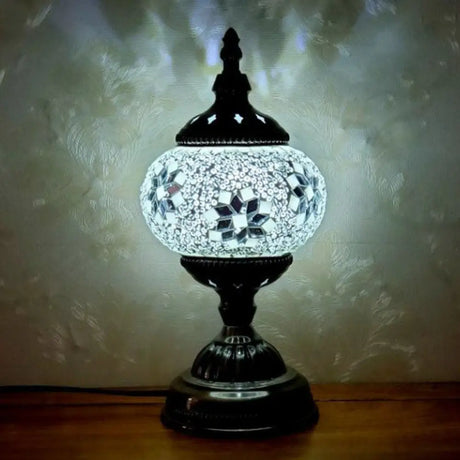 Handcrafted Turkish Stained Glass Nightstand Lamp - Elegant Single-Bulb Table Light For Restaurants