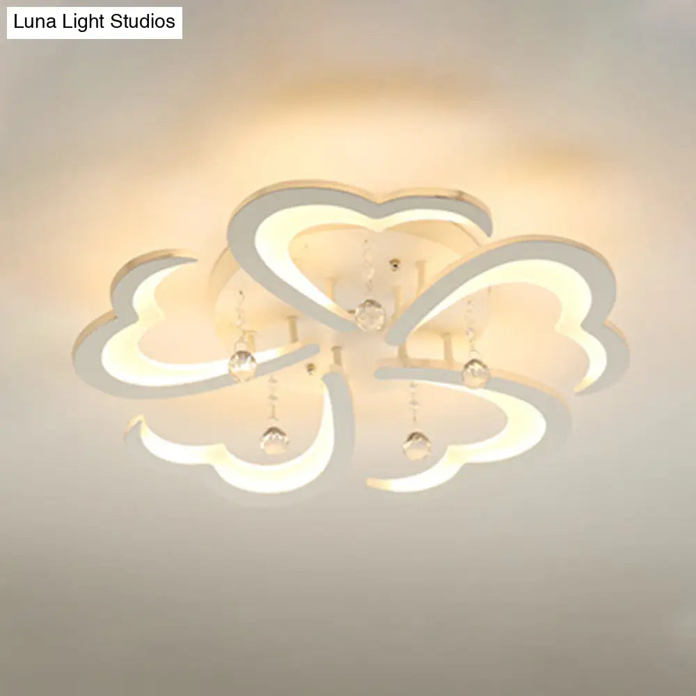 Heart - Shaped Acrylic Flush Mount Light Fixture With 5/15 Lights In Warm/White/3 Color For Living