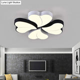 Heart-Shaped Black & White Ceiling Lamp - Modern Acrylic Flush Mount Light In Warm/White