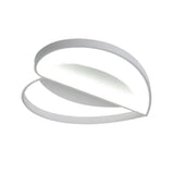 Heart-Shaped Led Flush Mount Light For Bedroom - 19/21 Wide