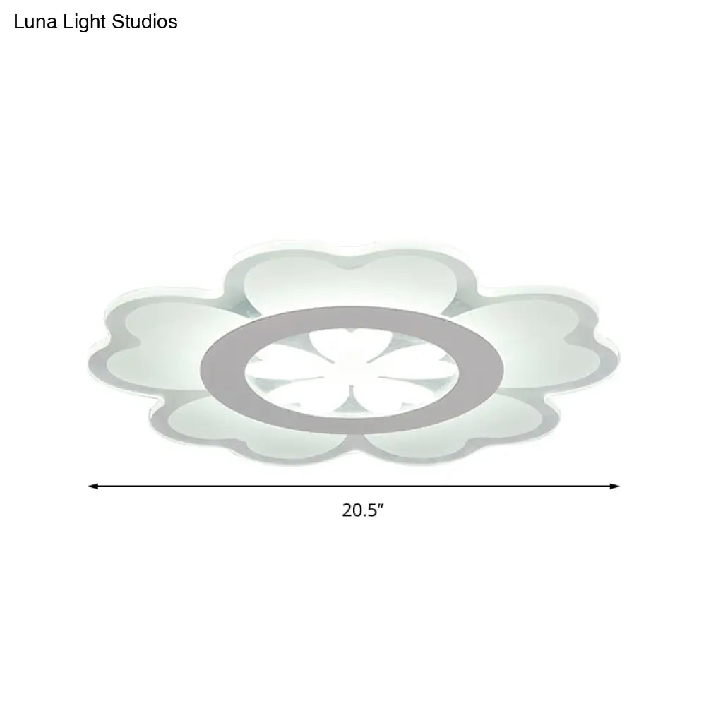 Heart - Shaped Petal Ceiling Light With Led Flush Mount For Kid’s Room
