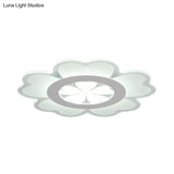 Heart - Shaped Petal Ceiling Light With Led Flush Mount For Kid’s Room