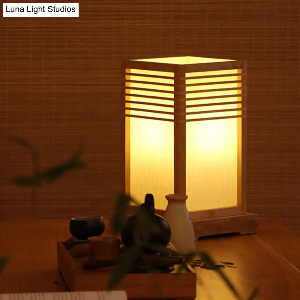 Japanese Wood Shade Desk Lamp With Beige Rectangular Design Small 1-Bulb Task Lighting