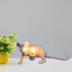 Kids Resin Mouse Night Light - Whimsical Bedside Table Lamp With 1 White Bulb / C